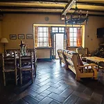 La Higuerilla, Casas Del Tormes